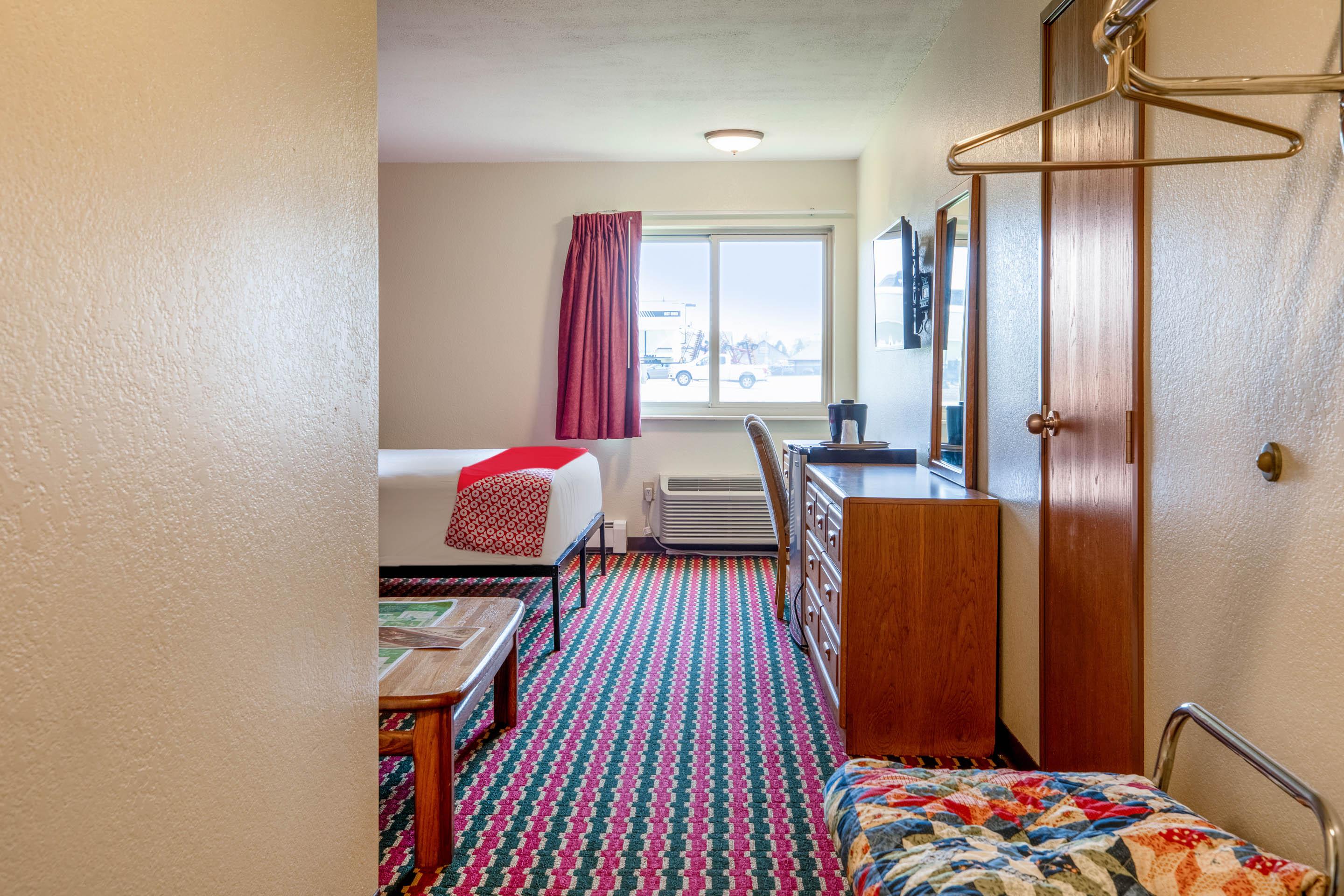 Oyo Hotel Chesaning Route 52 & Hwy 57 Exteriér fotografie