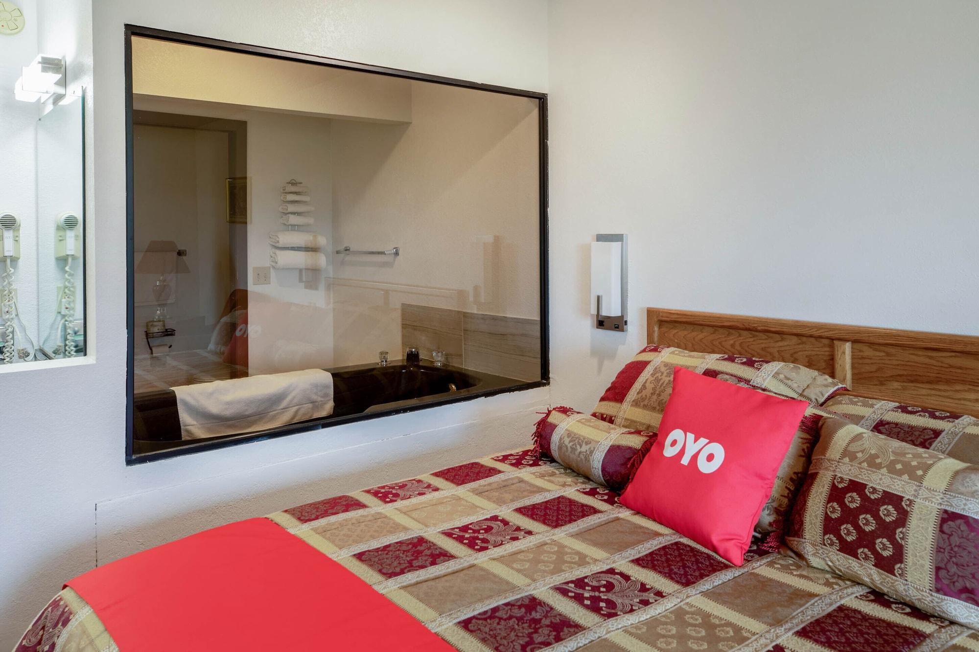 Oyo Hotel Chesaning Route 52 & Hwy 57 Exteriér fotografie