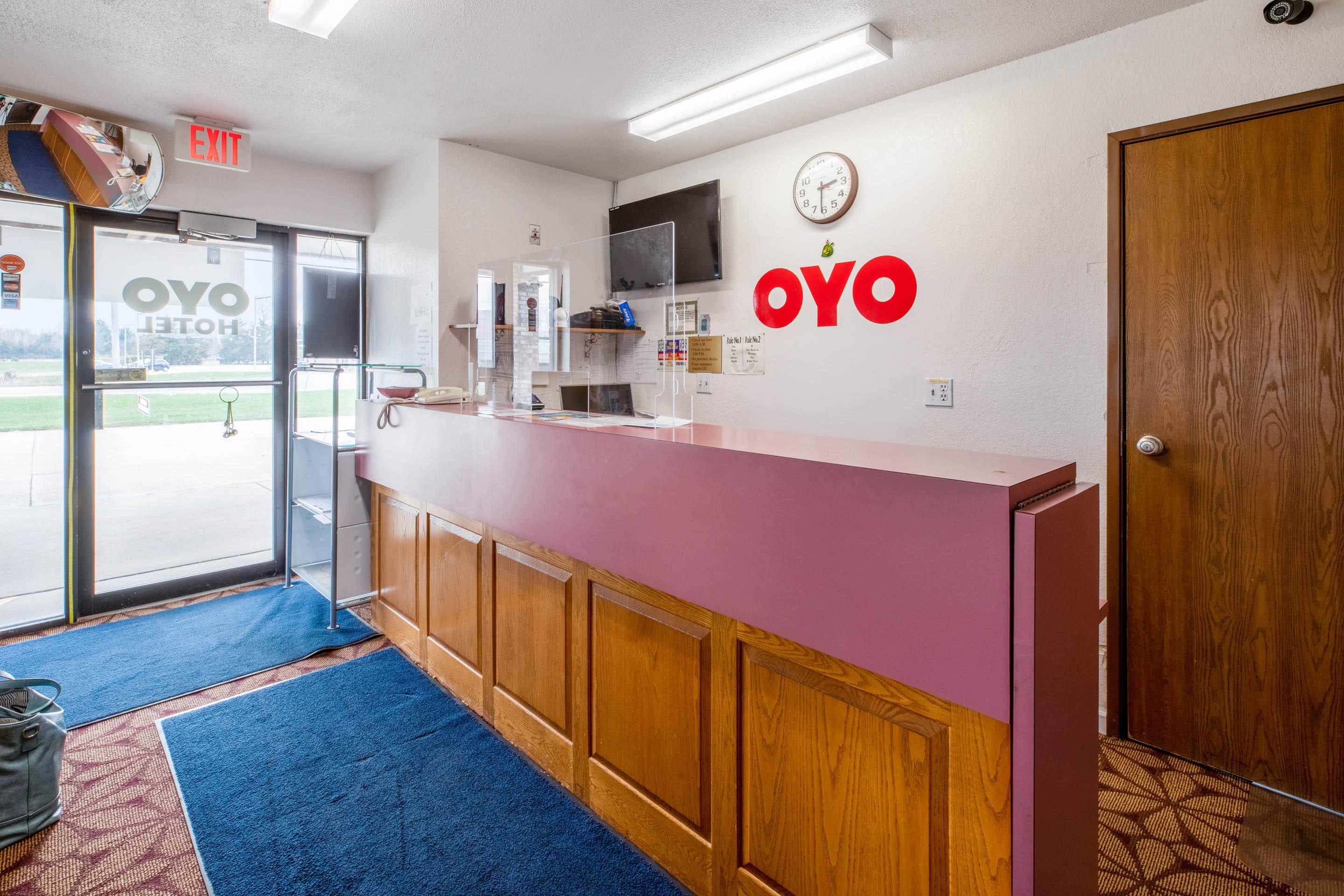 Oyo Hotel Chesaning Route 52 & Hwy 57 Exteriér fotografie